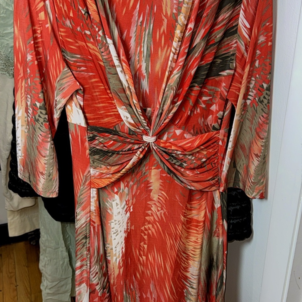 Mlle Gabrielle Red and Brown Patterned Robe